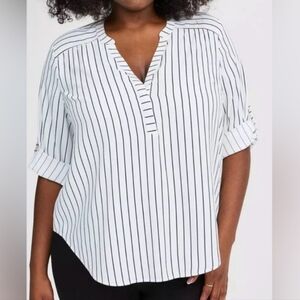 Torrid Harper 3/4 Sleeves Black and White Striped Pullover Top